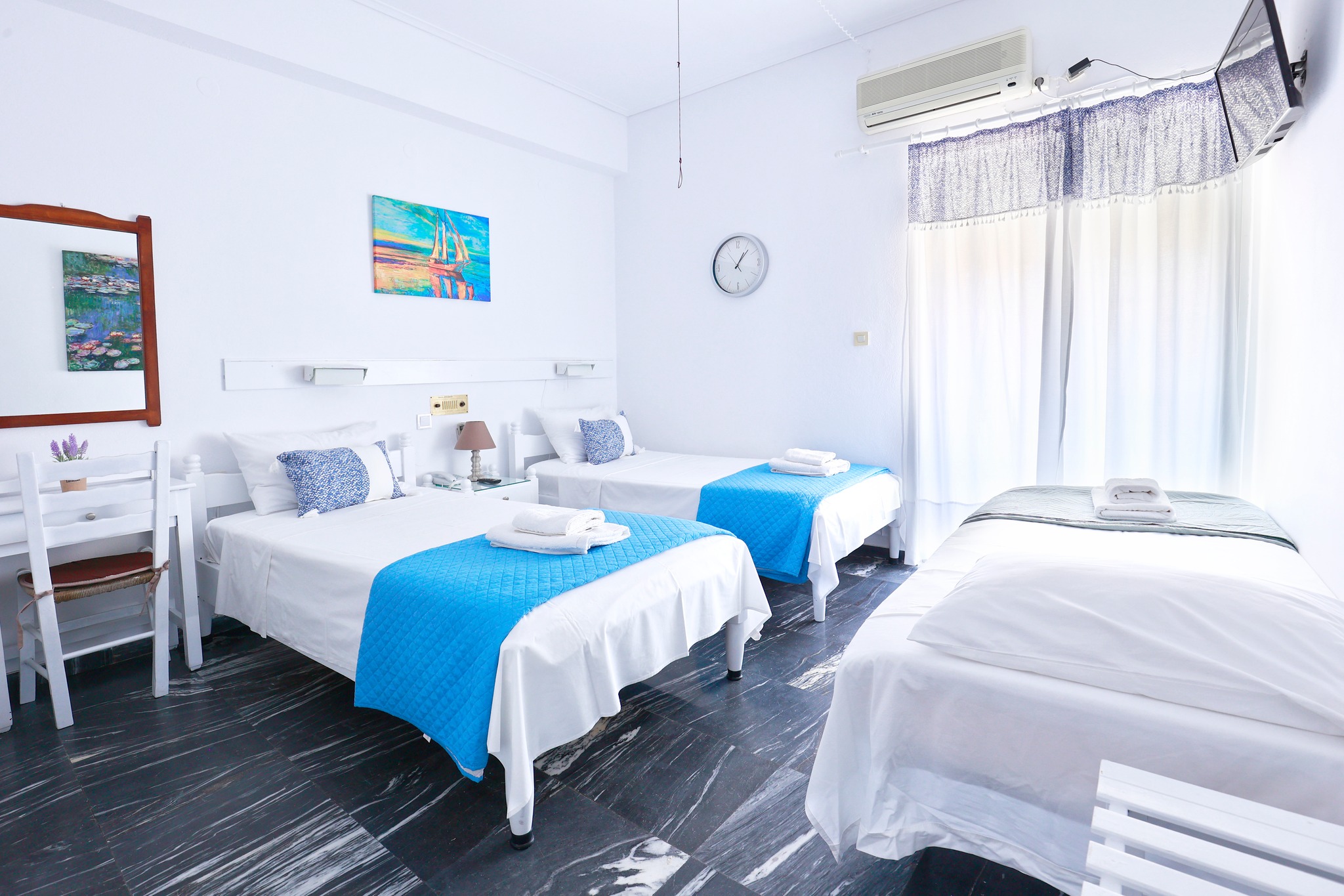 Triple room at Hotel Melissani